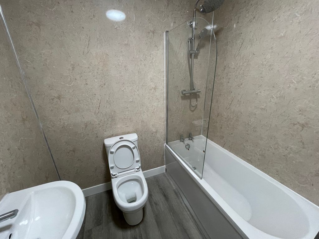 Property photo 3 of 5 Bathroom