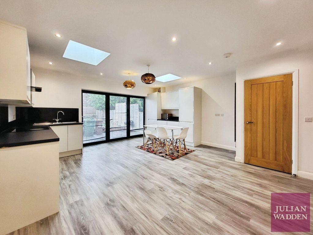 Property photo 2 of 15 Picture 2