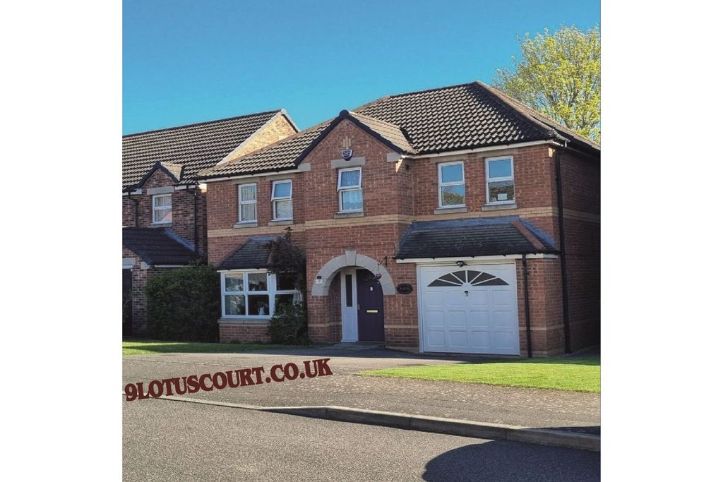 Property photo 1 of 17 Front View