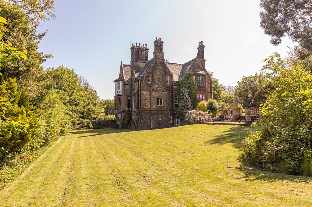 Property photo 1 of 38