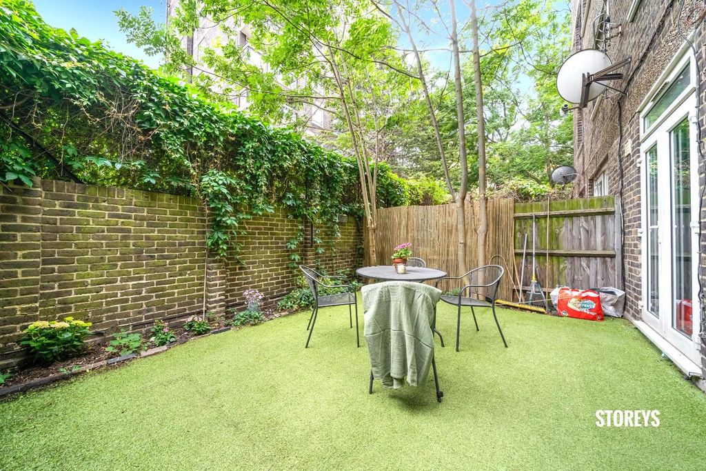Property photo 2 of 44