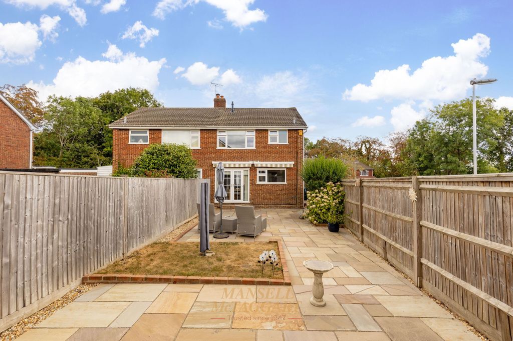 Property photo 2 of 23