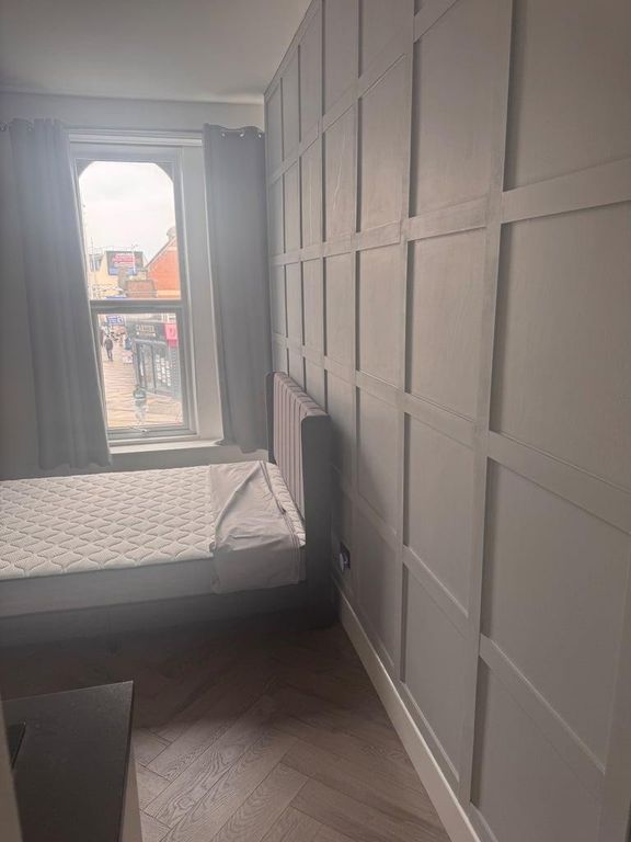 Property photo 1 of 12 Photo 1