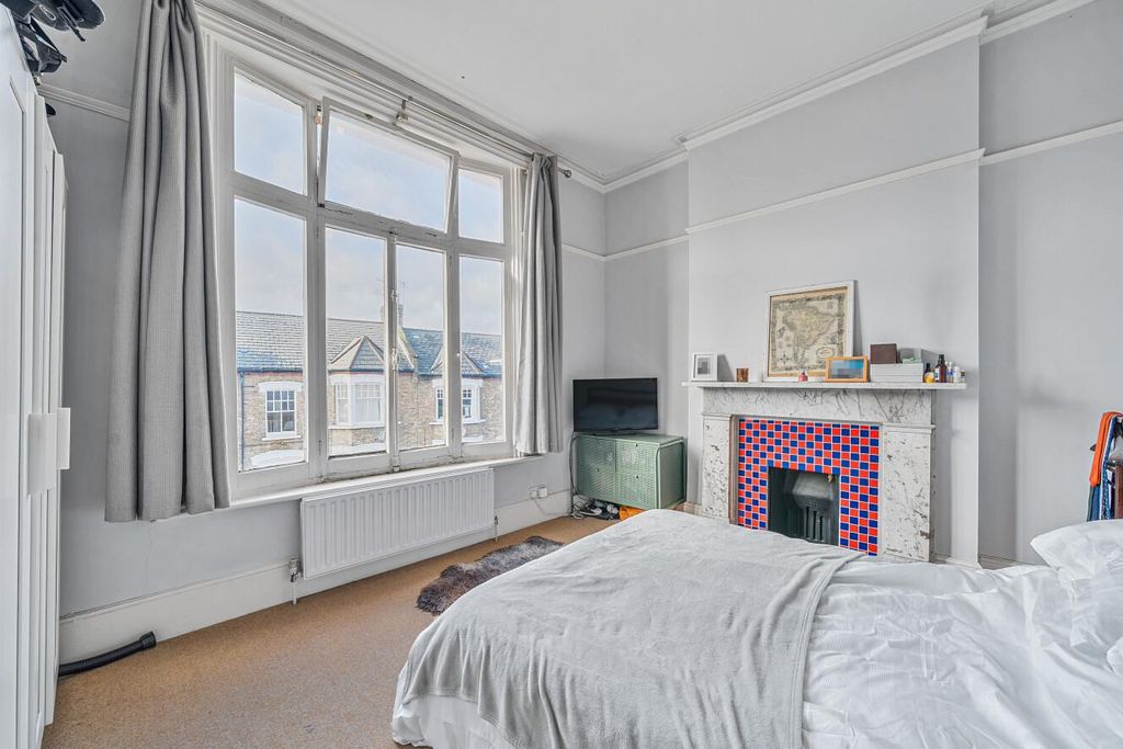 Property photo 3 of 13 Picture 3