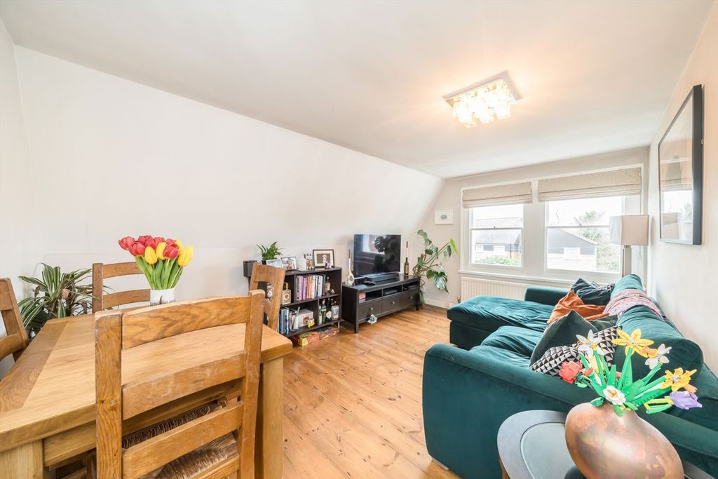 Property photo 2 of 7