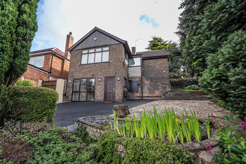 Property photo 1 of 44