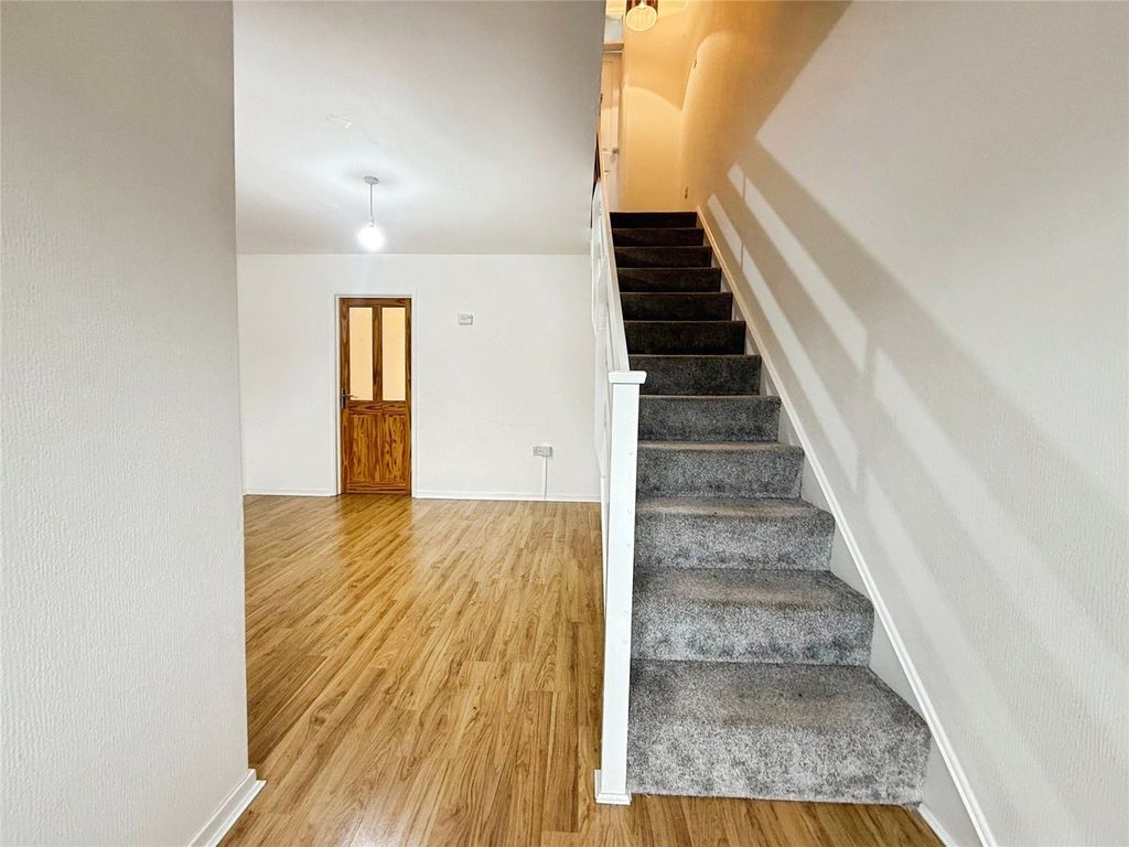 Property photo 2 of 10 Picture No. 02