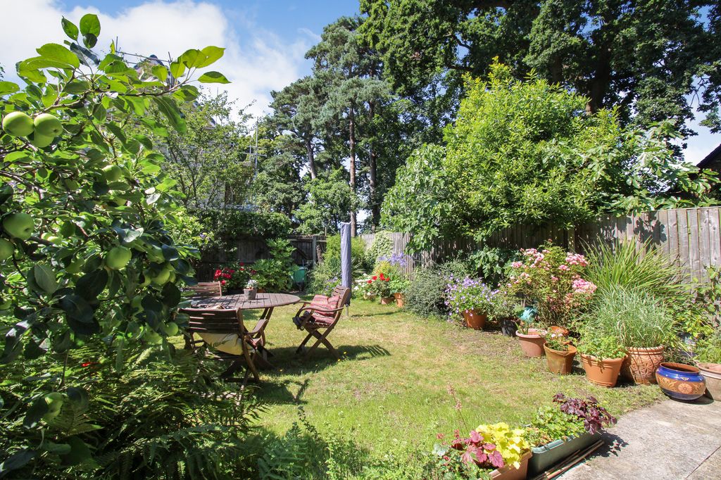 Property photo 3 of 11