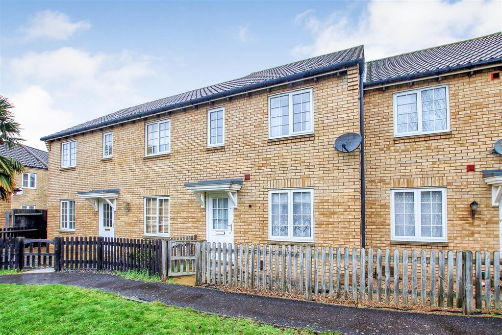 Property photo 1 of 11 Front Spur Close.Jpg