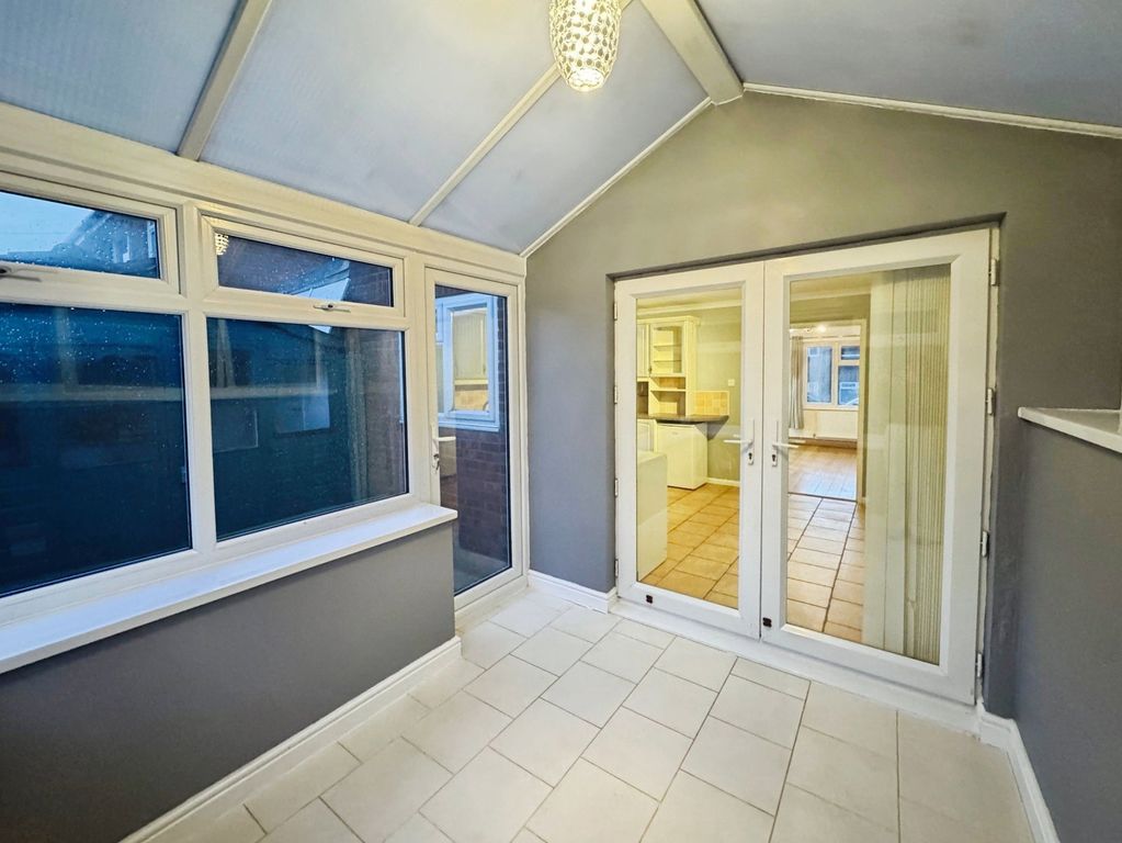 Property photo 3 of 25