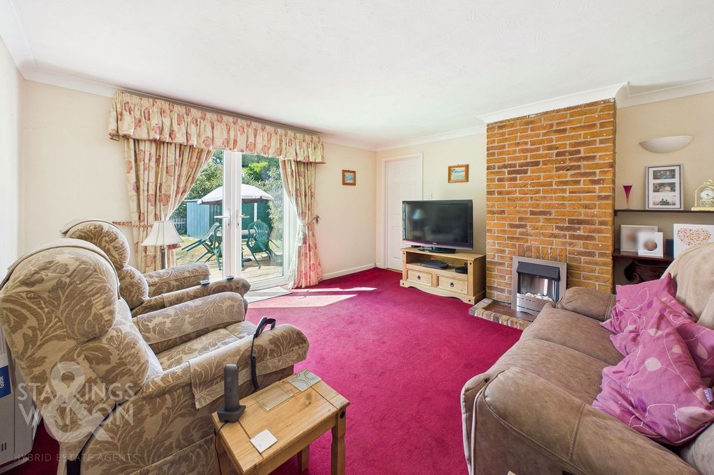 Property photo 2 of 18