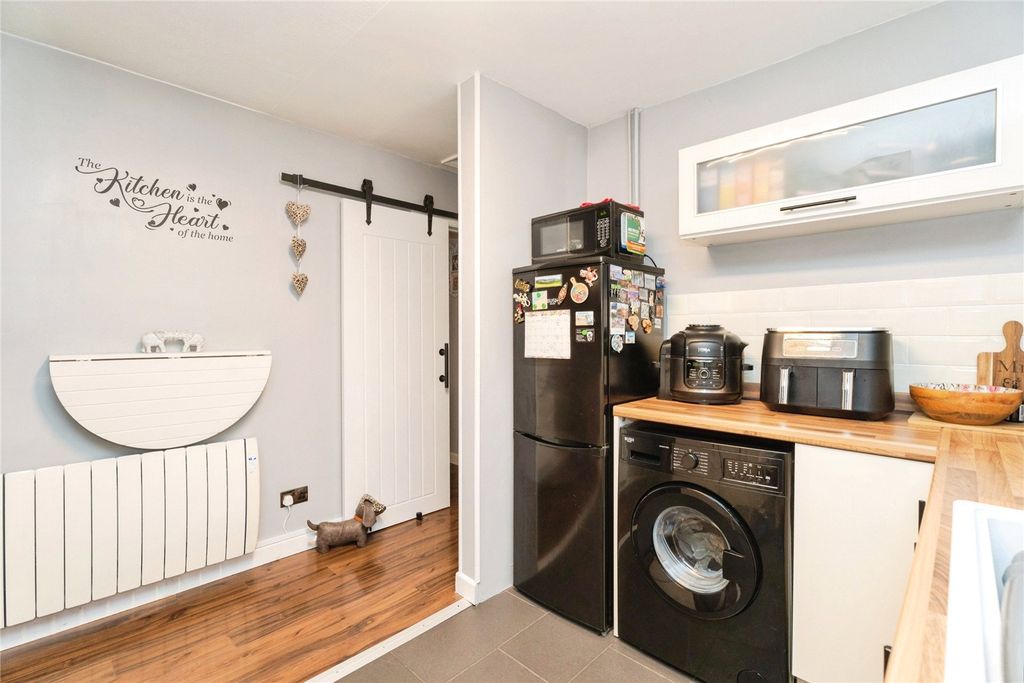 Additional image 4 of 2 bed flat for saleLancaster Close, Fakenham, Norfolk NR21