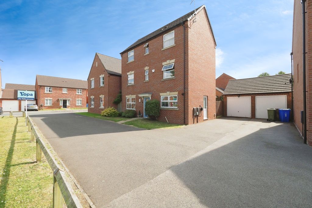 Property photo 1 of 22 A Fabulous Plot, A Must See