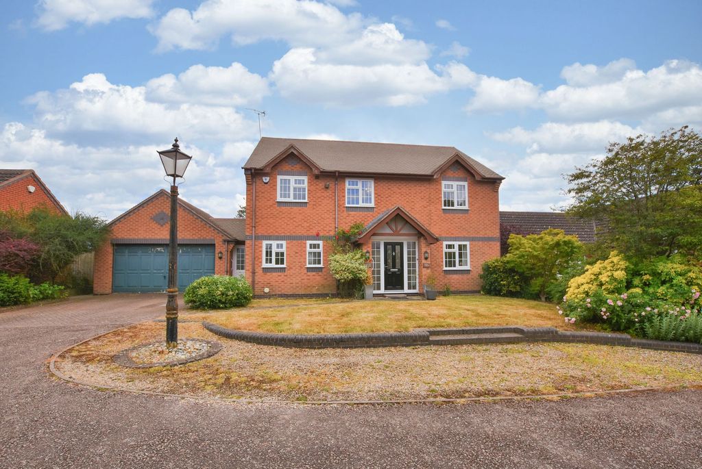 Property photo 1 of 33