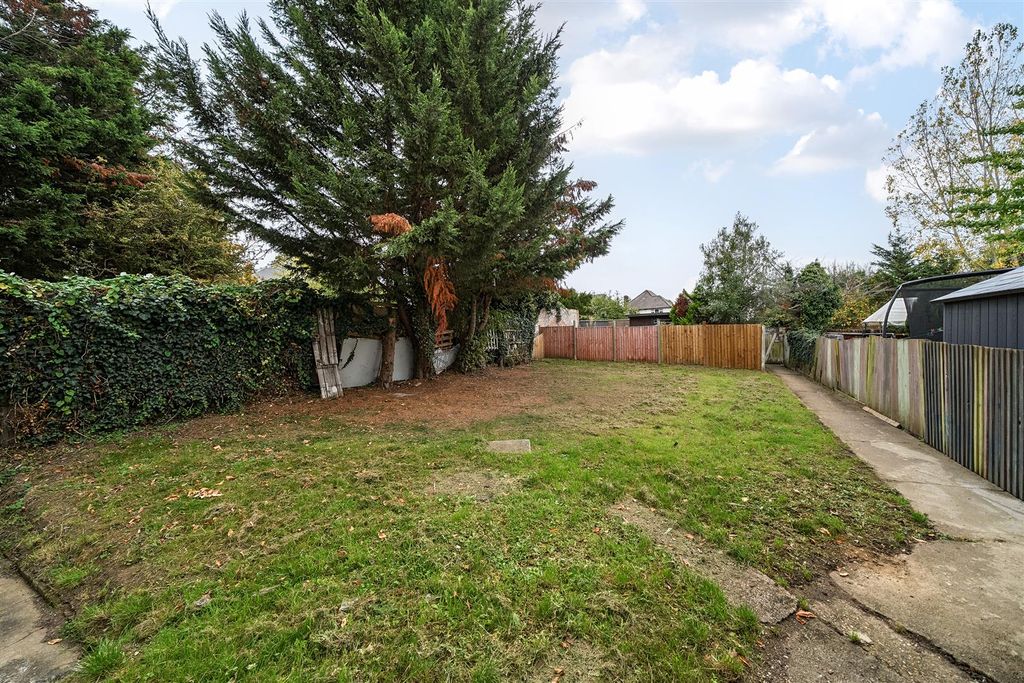 Property photo 2 of 9 Rear Garden 1.Jpg