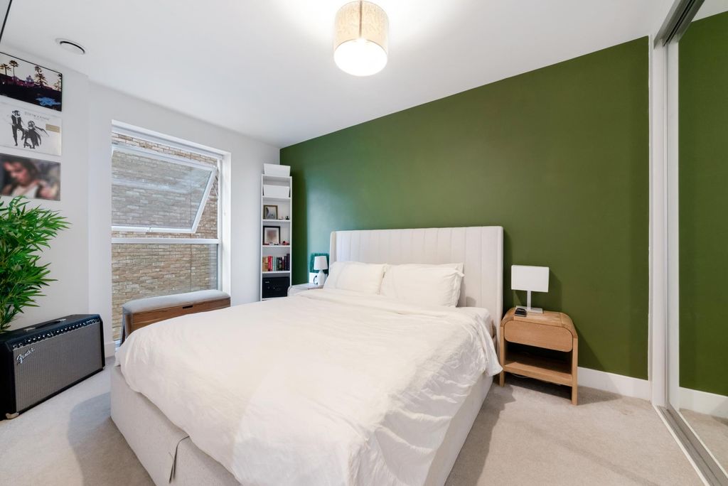 Property photo 3 of 9