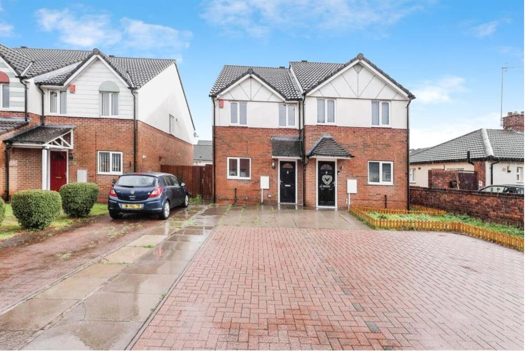 Property photo 1 of 10 Front