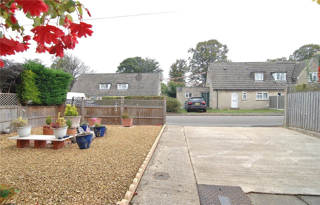 Property photo 2 of 14 Picture No. 35