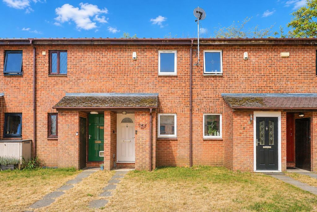 Property photo 1 of 10 External