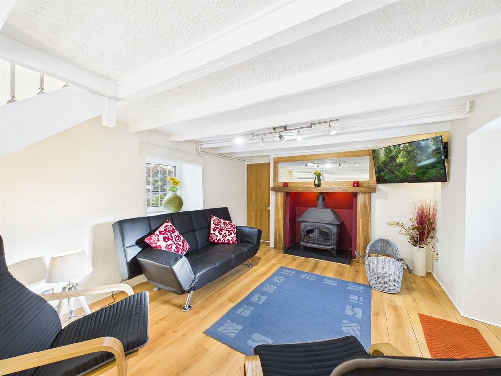 Property photo 3 of 16 Picture No. 05