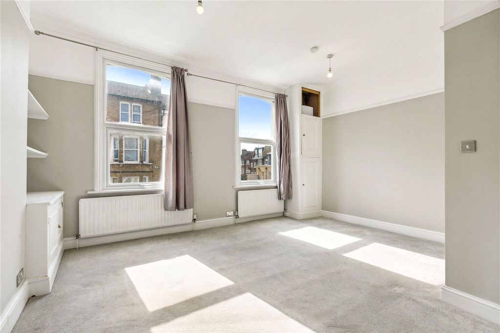 Property photo 2 of 10 Picture No. 05