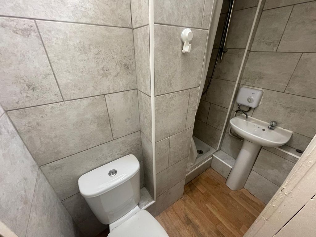 Property photo 3 of 9 Photo-2025-04-10-14-41-33