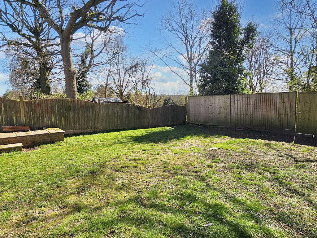 Property photo 2 of 21