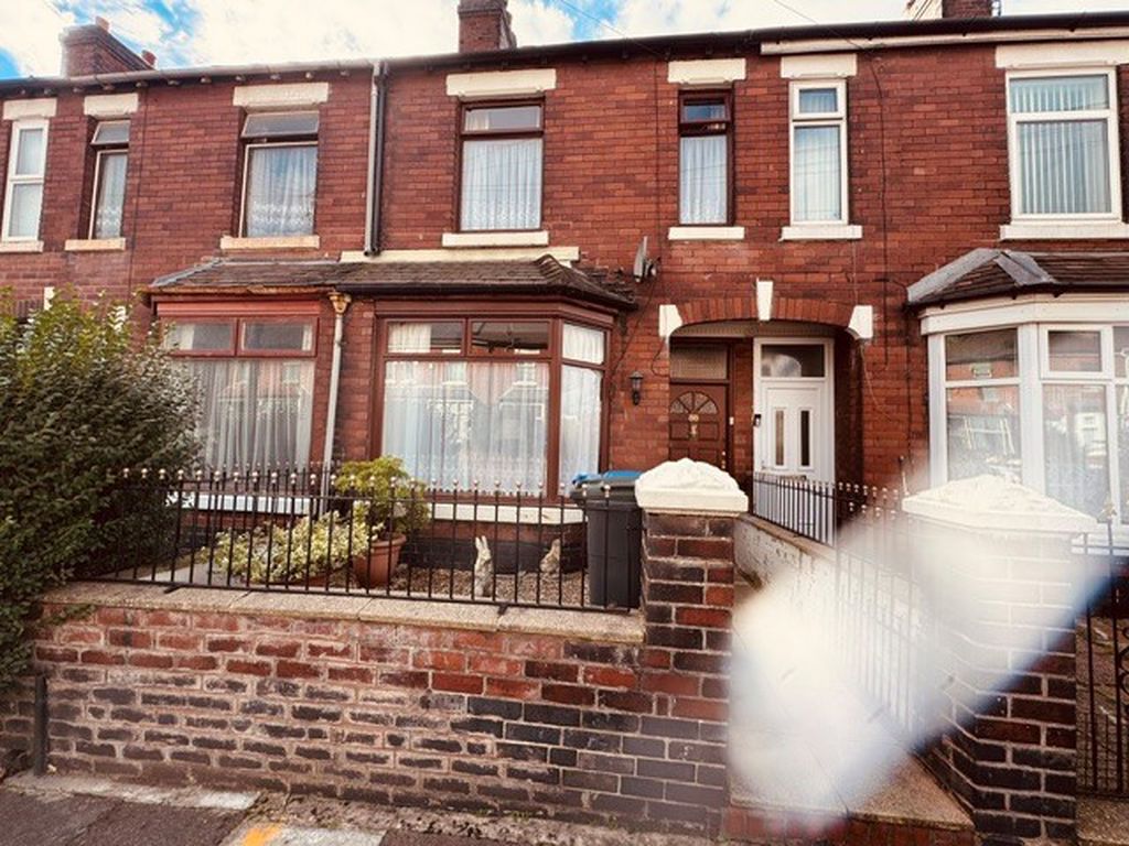 Property photo 1 of 24 External