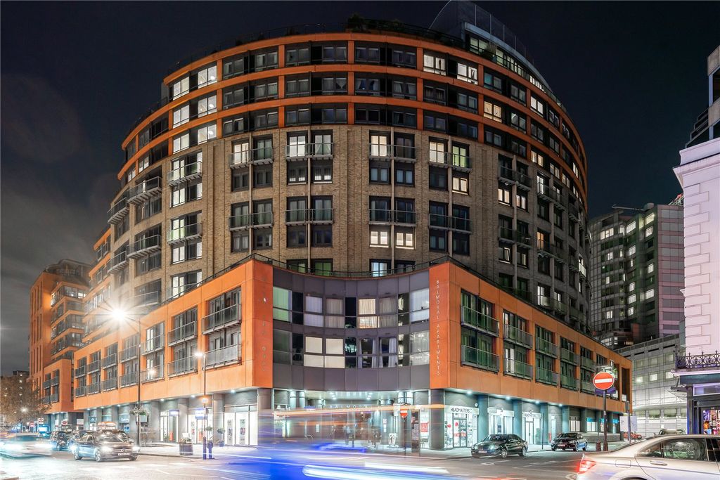 Property photo 2 of 9 External