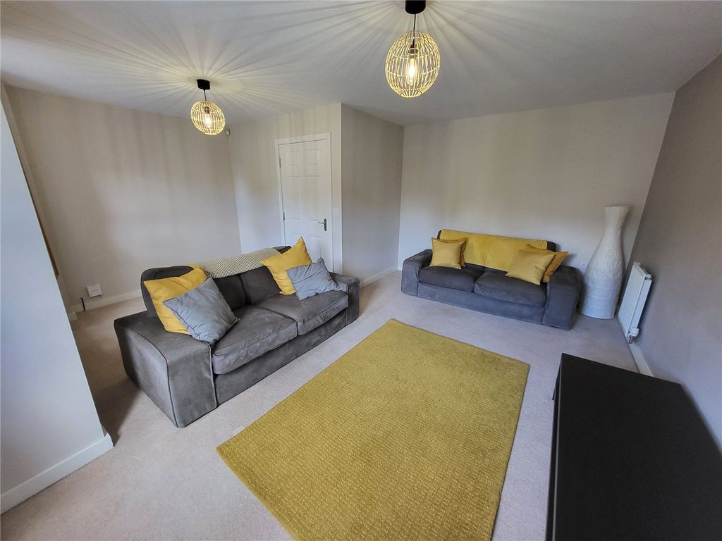 Property photo 2 of 22 Picture No. 26