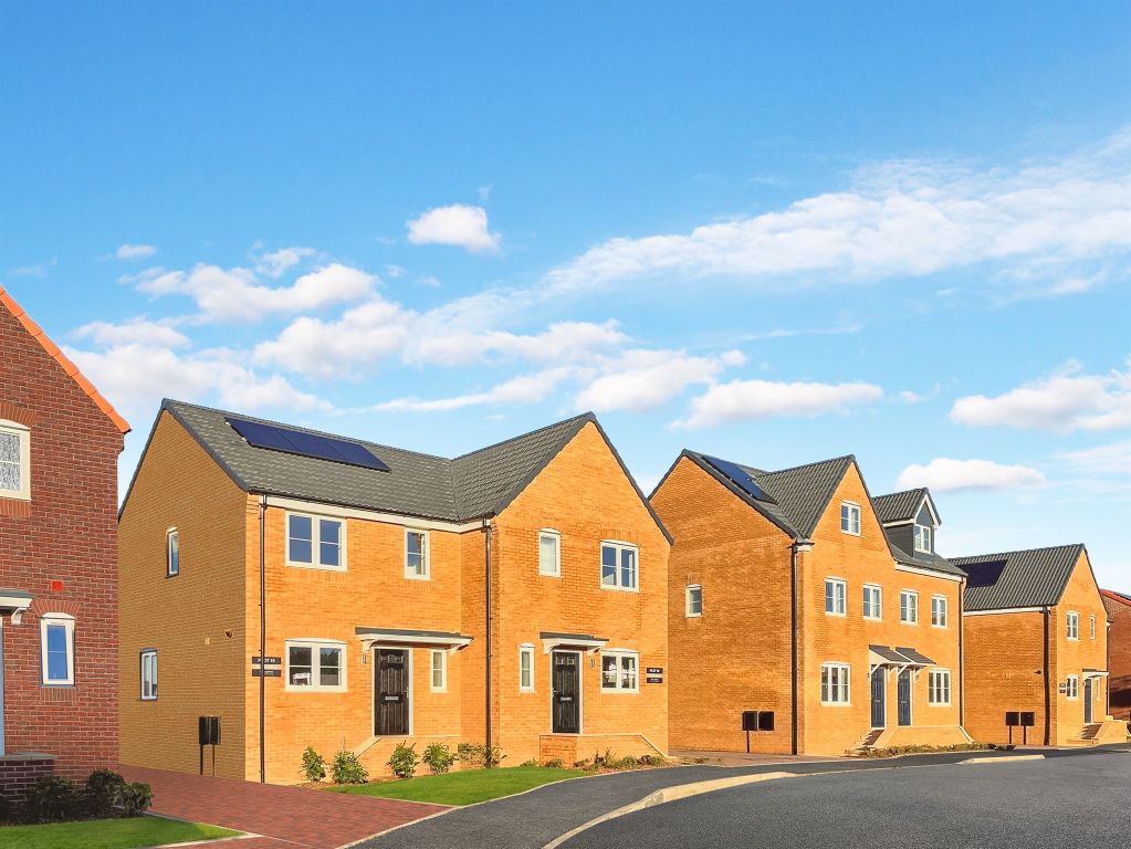 Property photo 1 of 8 Front