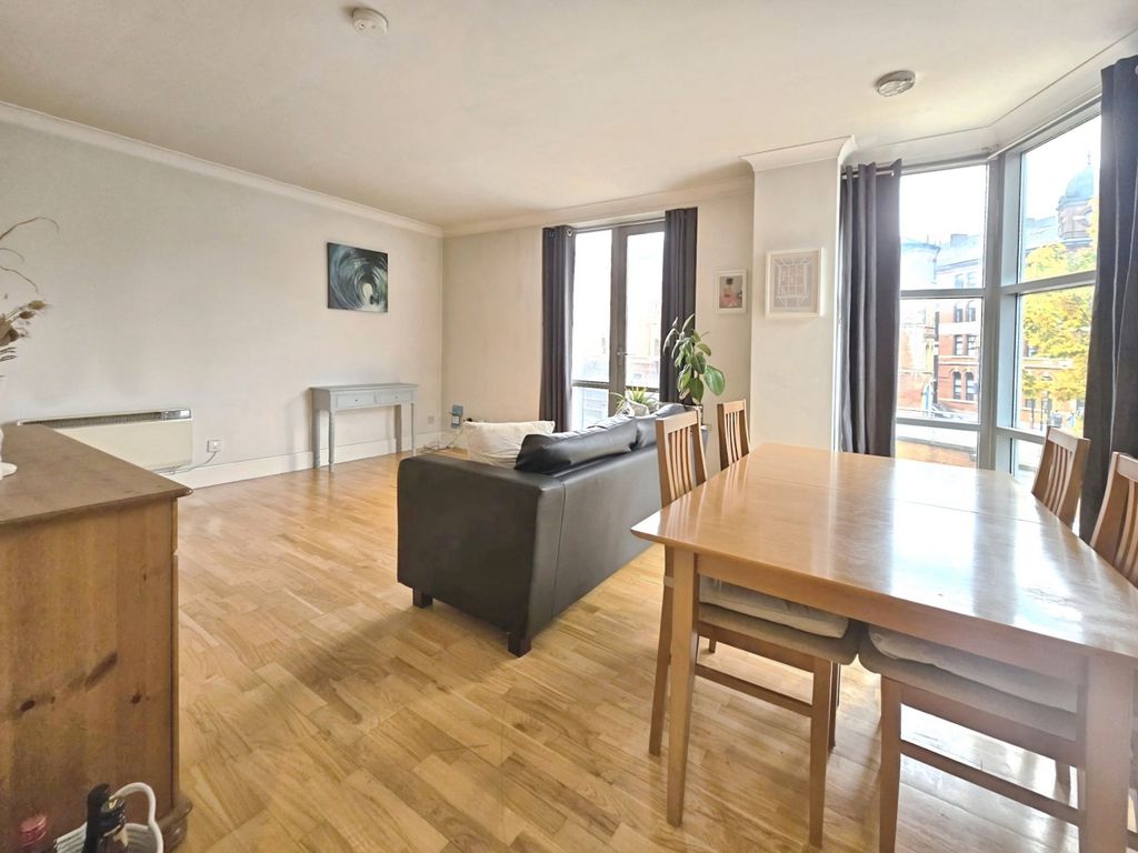 Property photo 3 of 8