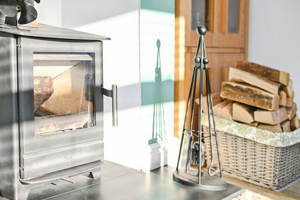 Property photo 3 of 31 Log Burner