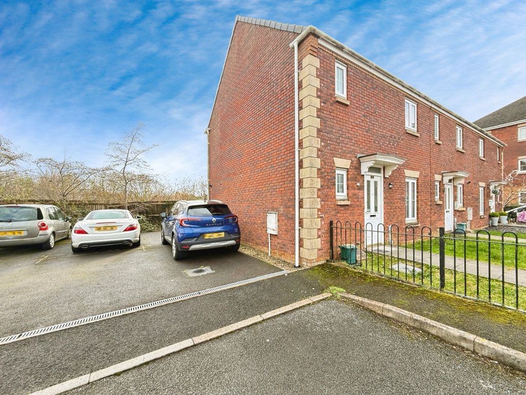 Property photo 2 of 21 4823296