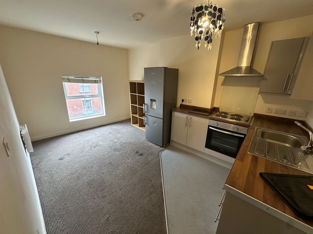 Property photo 1 of 5 Living Room