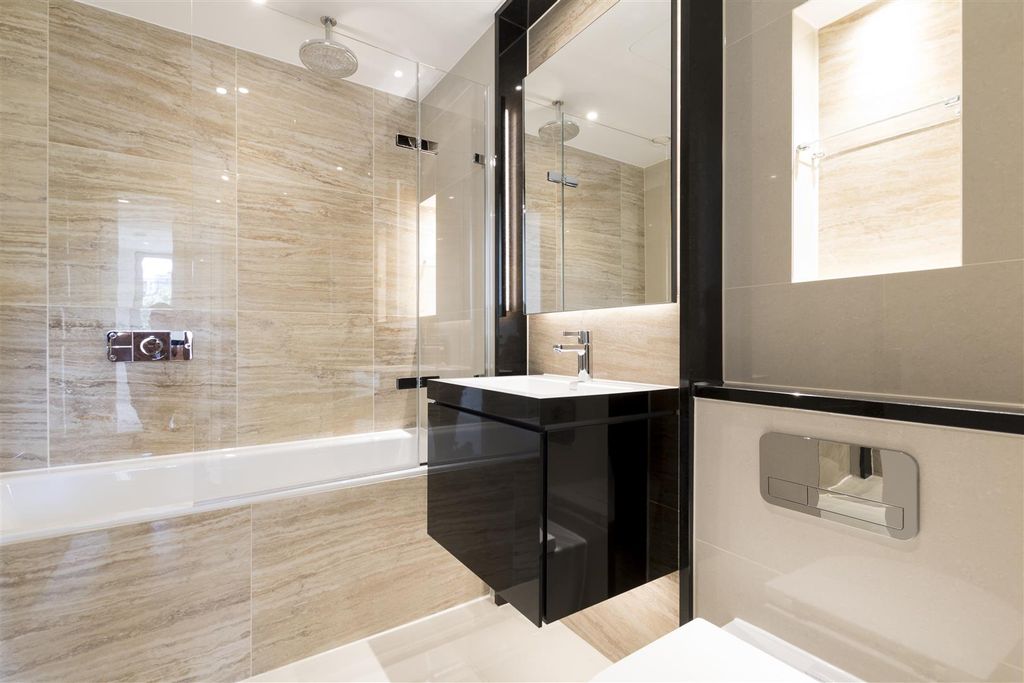 Property photo 3 of 20 Property Photo