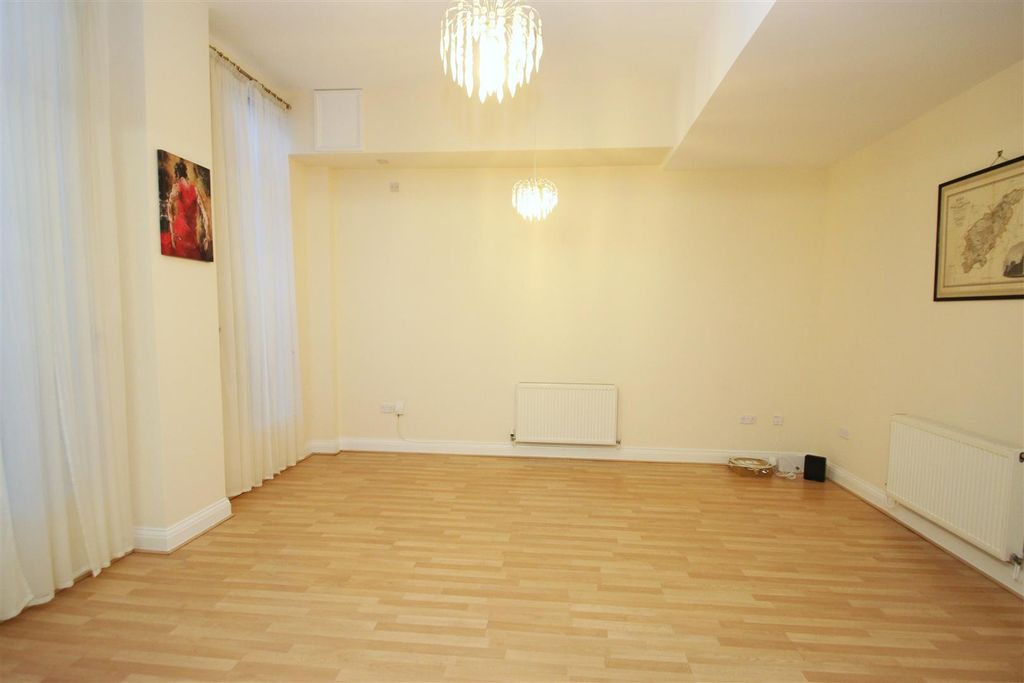 Property photo 2 of 8 Img_9419.Jpg