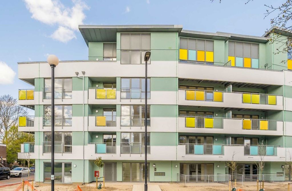 Property photo 1 of 9