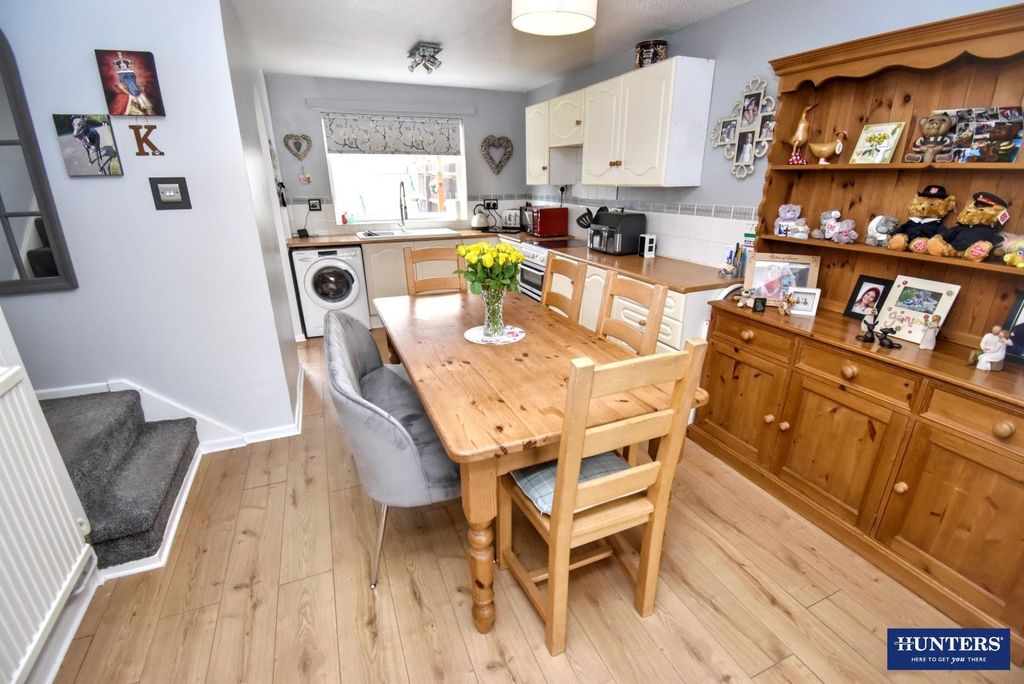 Property photo 3 of 13 Kitchen-Diner