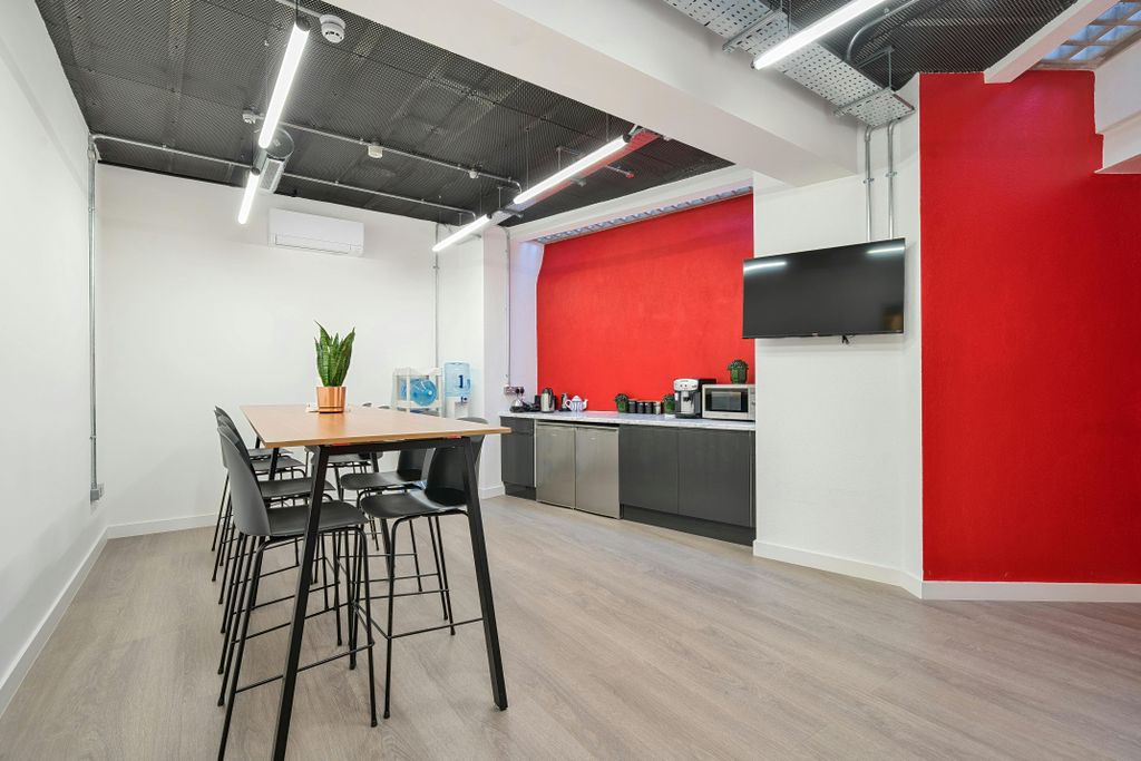 Property photo 3 of 21 138171316916E1d3841Bdarw1.Jpg