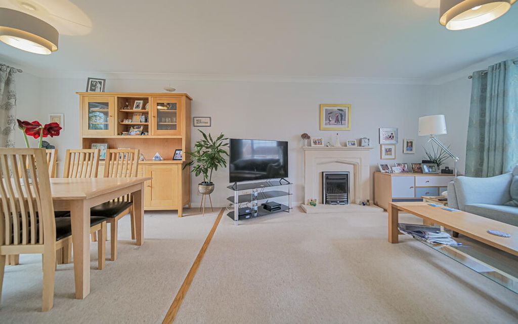 Property photo 3 of 18 P1067424.Jpg