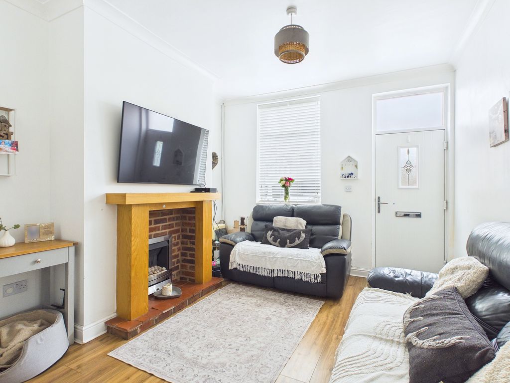 Property photo 2 of 21