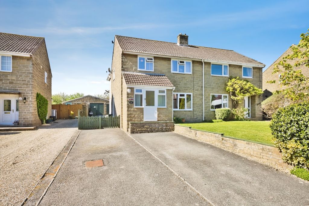 Property photo 1 of 28 Pbox-Img.Jpg