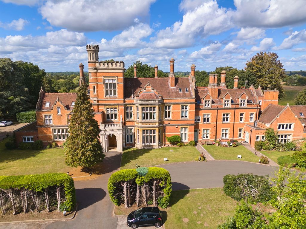 Property photo 1 of 20