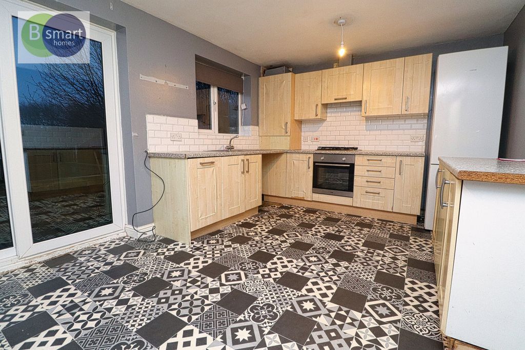 Property photo 2 of 16 Img_1991