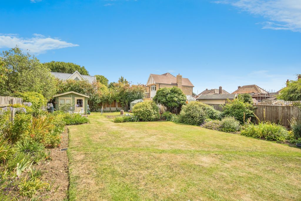 Property photo 2 of 16