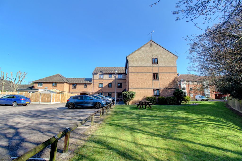 Property photo 1 of 7