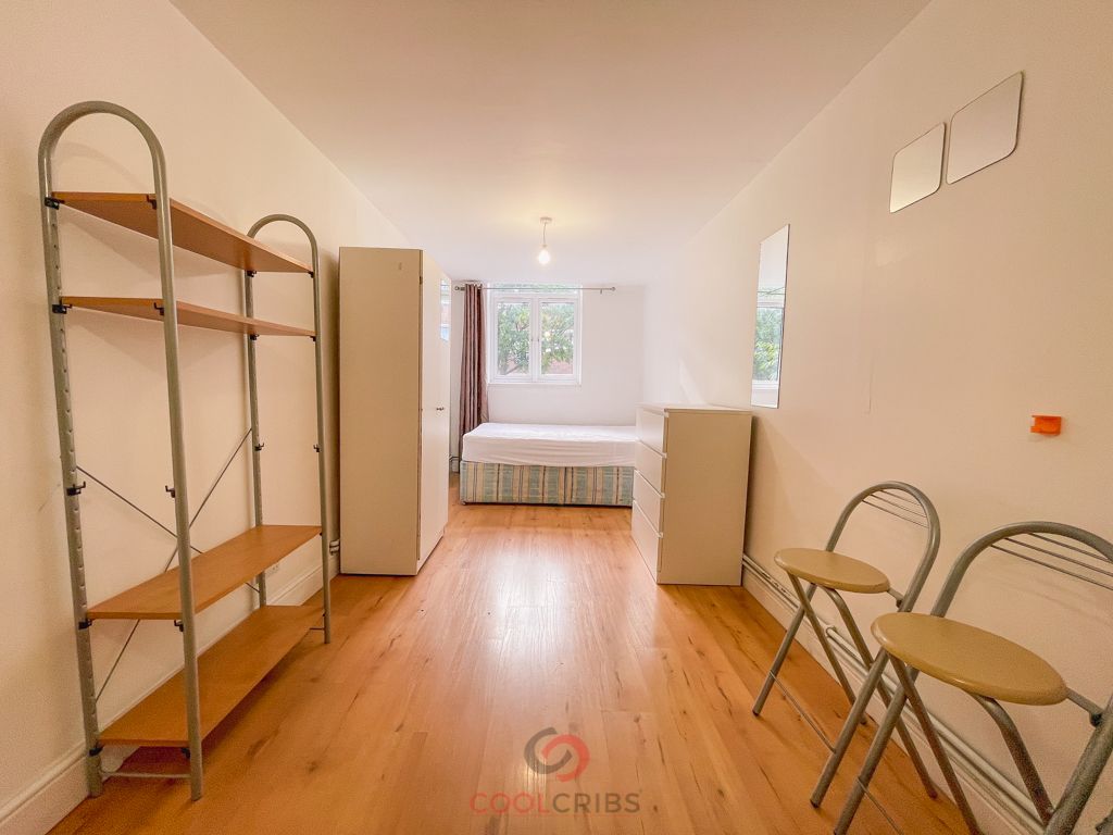 Property photo 1 of 3