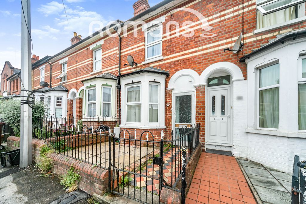 Property photo 1 of 11 Front