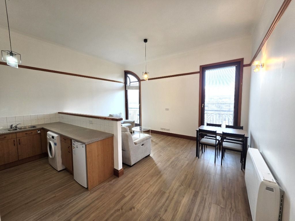 Property photo 3 of 14 Photo 3